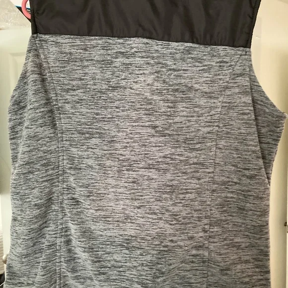 Snozu Platinum Collection Gray Vest - Picture 9 of 15